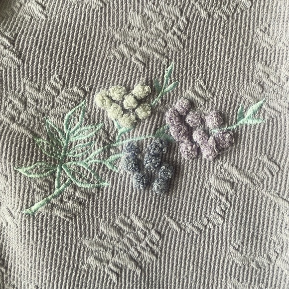 Vintage Blast purple short sleeve button blouse with floral detail - Picture 5 of 6